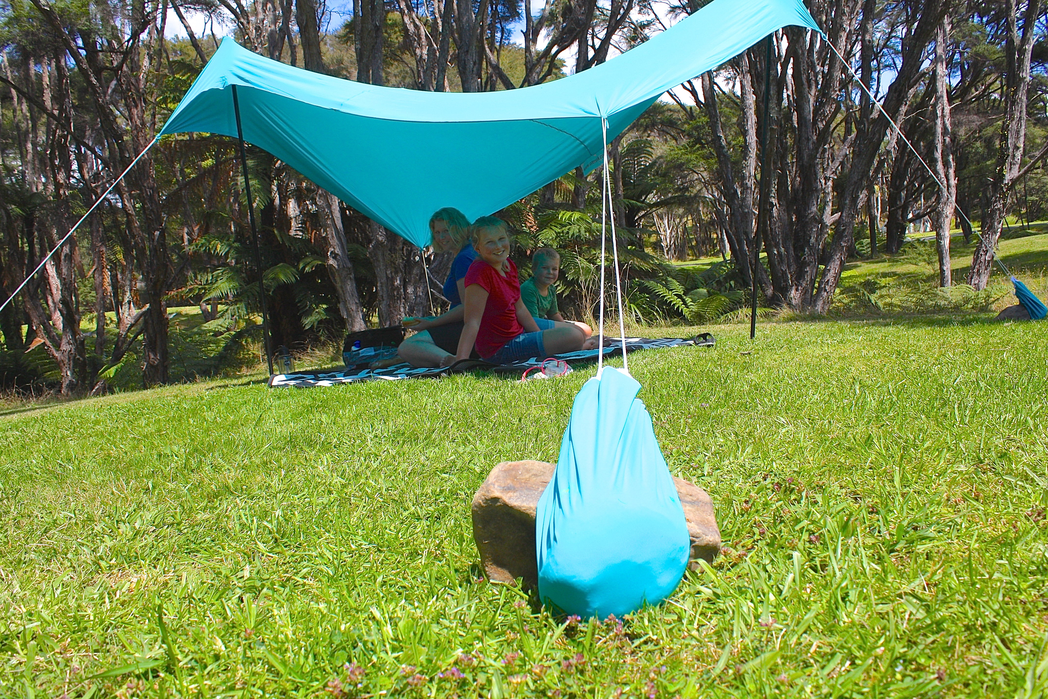 OTENTIK LARGE Sun Shade